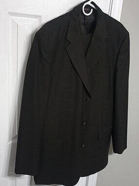 Caravelli Men Dark Grayish Brown 2 Piece Suit  44L